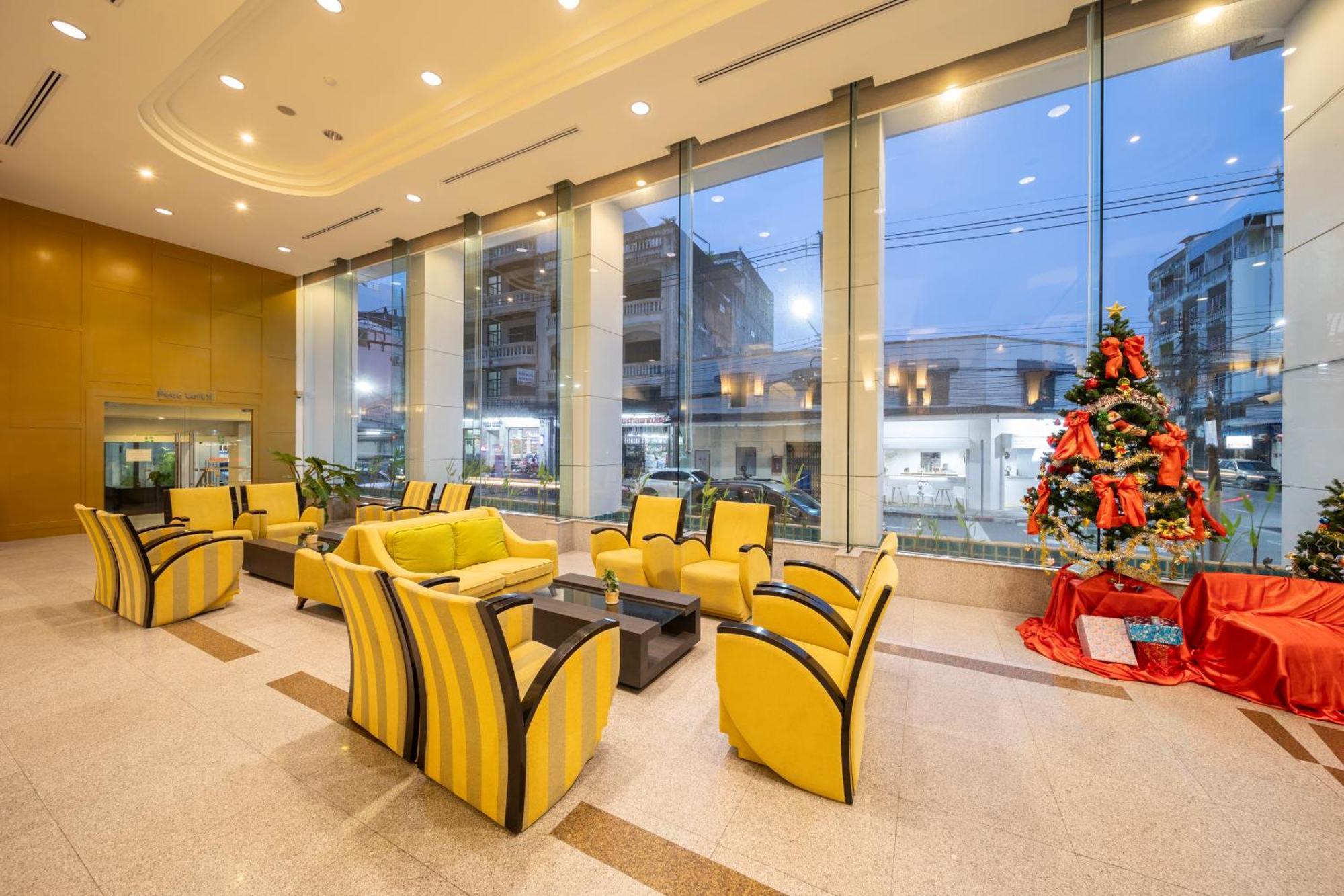 New Season Hotel Хат'яй Екстер'єр фото