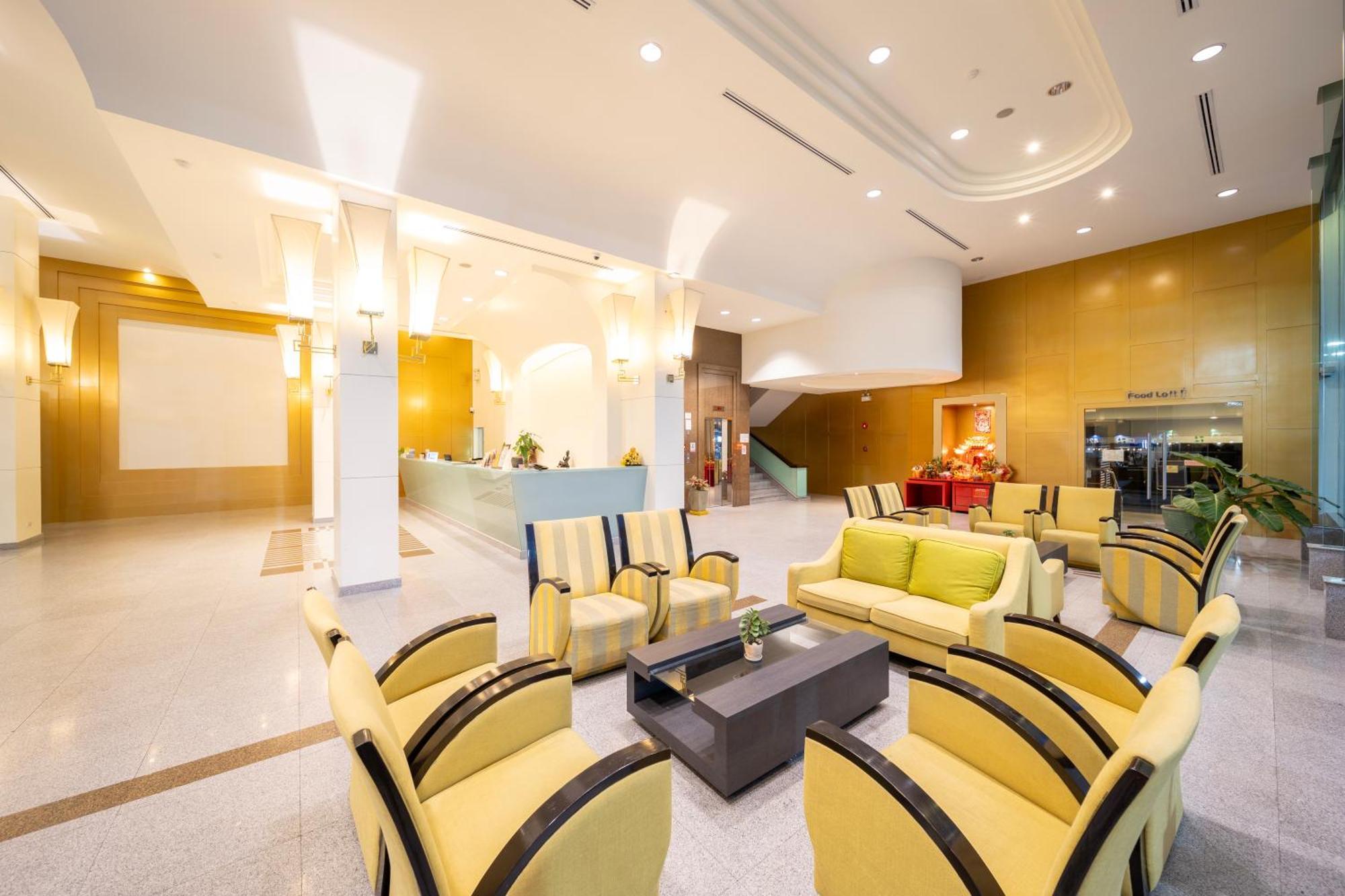 New Season Hotel Хат'яй Екстер'єр фото