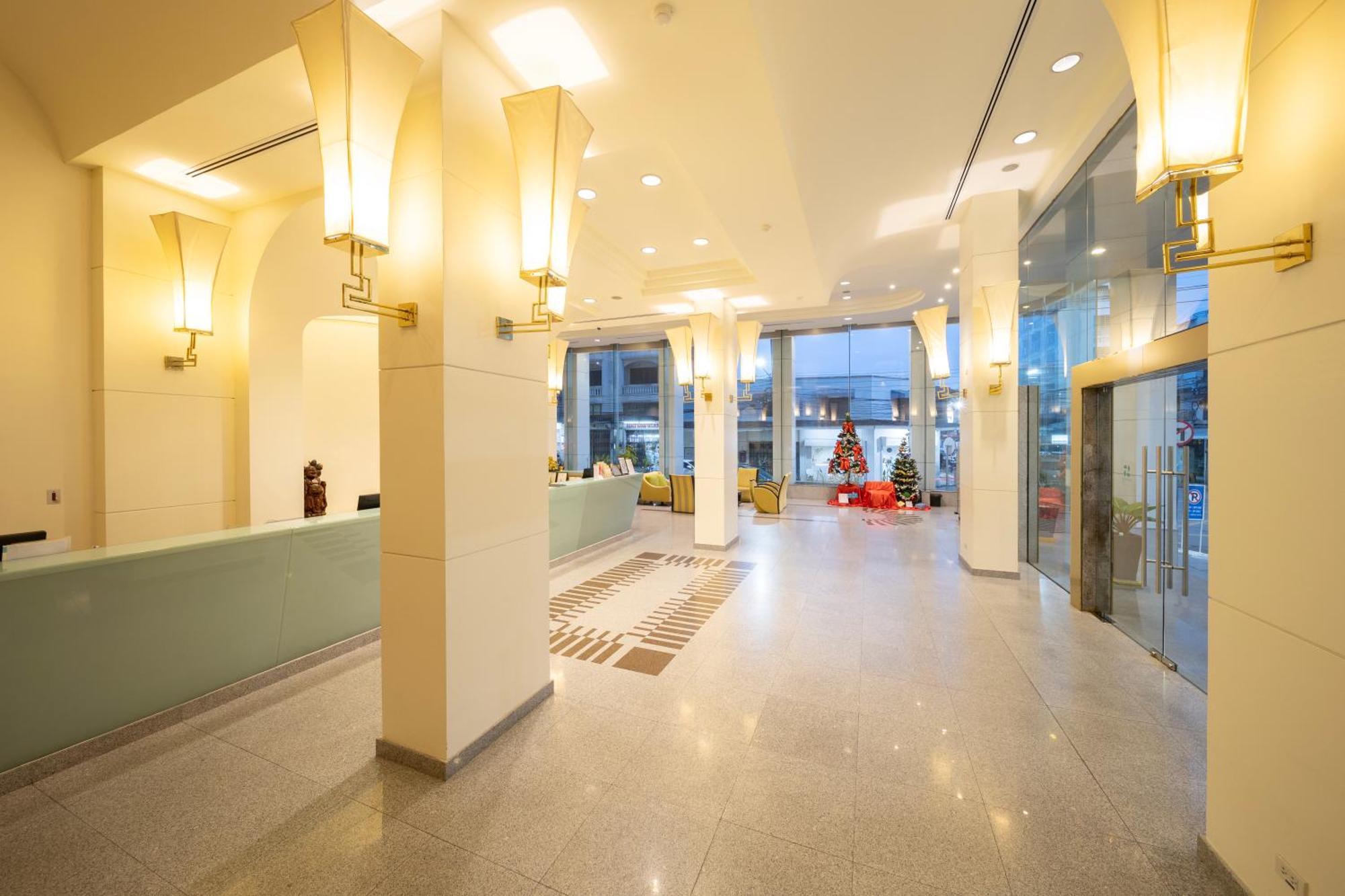 New Season Hotel Хат'яй Екстер'єр фото