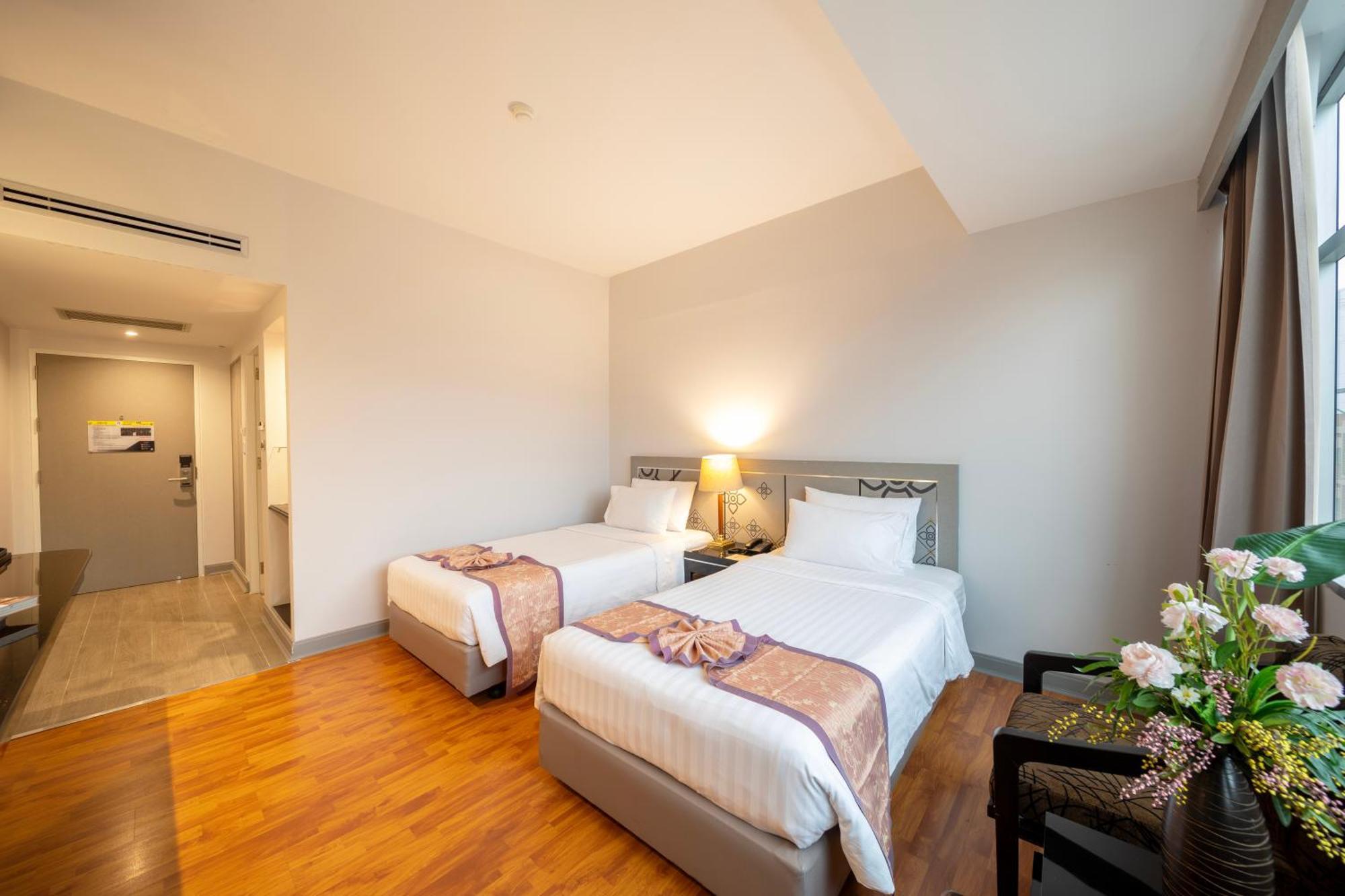 New Season Hotel Хат'яй Екстер'єр фото