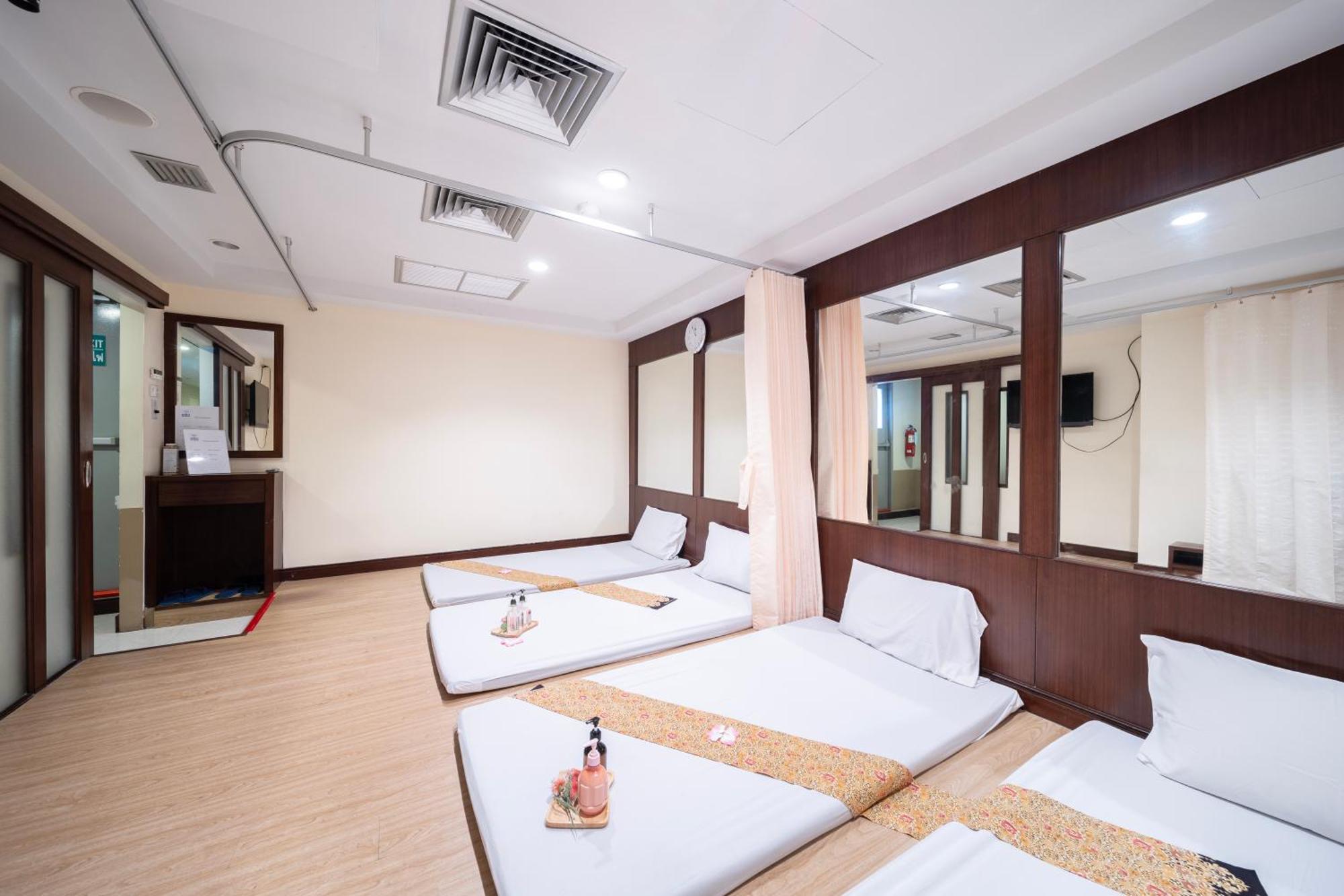 New Season Hotel Хат'яй Екстер'єр фото