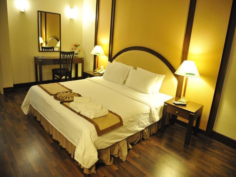 New Season Hotel Хат'яй Екстер'єр фото