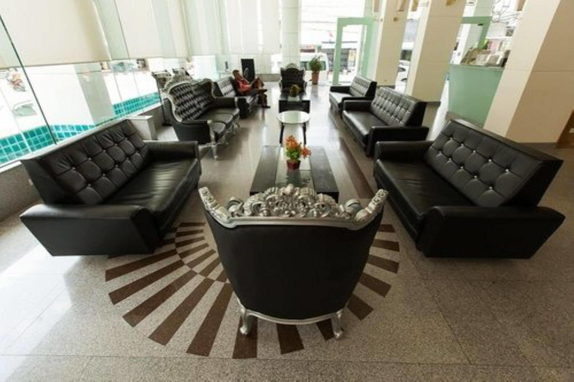 New Season Hotel Хат'яй Екстер'єр фото